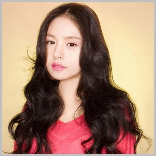 ;-. :-<..*fuge sus si se ascunde* >:).