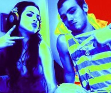 311067_168141153266915_100002130947227_342686_1033518828_n_thumb