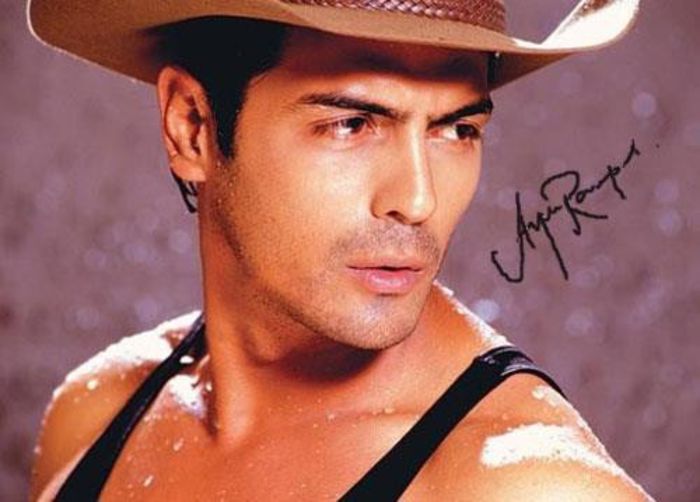 424155_244314802309857_231119051_n - Autografe-Autographs