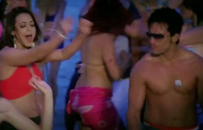 SN song HD (98) - Saif si Preity 2