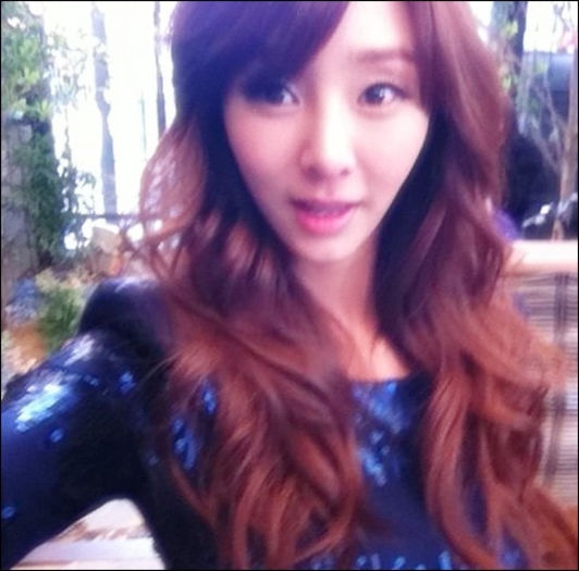 ~.~ Hey Tae :-h Dar...ehh..lasa...:)) Oricum..nu cred ca si-ar da cineva seama :-" :))