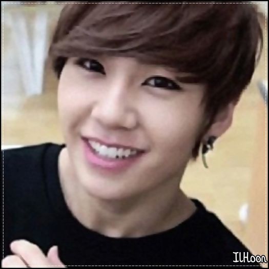 ♫ Fericiree..:P Ai asa ceva acolo? :)).