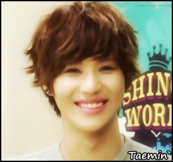 x. Mie îmi place mai mult acum..:x*o sărută* x. Mie îmi place mai mult acum..:x*o sărută*