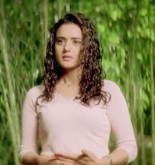 tanhaye song dil chahta hai (1) - Preity Zinta 05