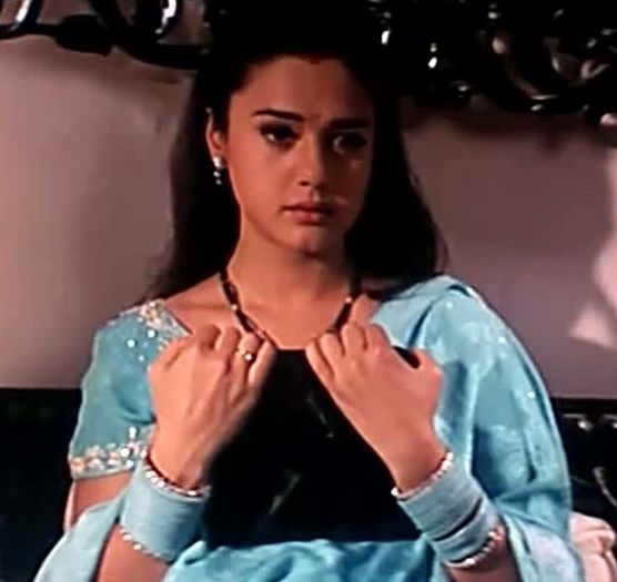 dekhe bhi to kya dekhe