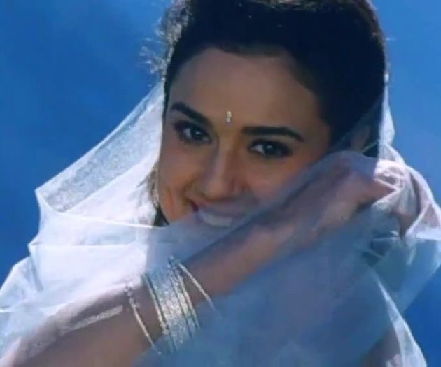 Chori Chori Chupke Chupke - Chori Chori Chupke Chupke (2001) _HD_ _BluRay_ Music Videos_(720p).mp4_0