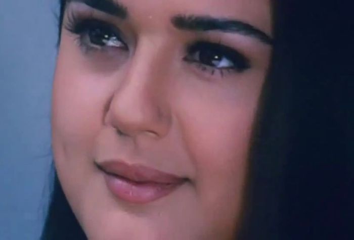 Chori Chori Chupke Chupke - Chori Chori Chupke Chupke (2001) _HD_ _BluRay_ Music Videos_(720p).mp4_0