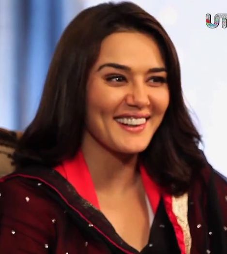 Live My Life - Preity Zinta - Season 2 Episode 2 - UTVSTARS HD_(720p).mp4_001875120