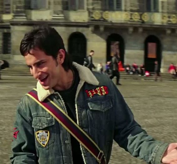 ladki kyon song (7) - Saif Ali Khan 2