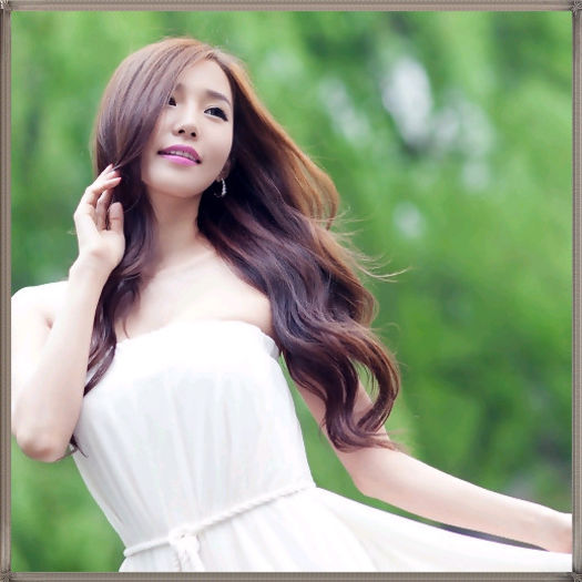 <~> ..Si tie la fel.. :) ..|pleaca la bucatarie; se intoarce; pleaca sus| ..