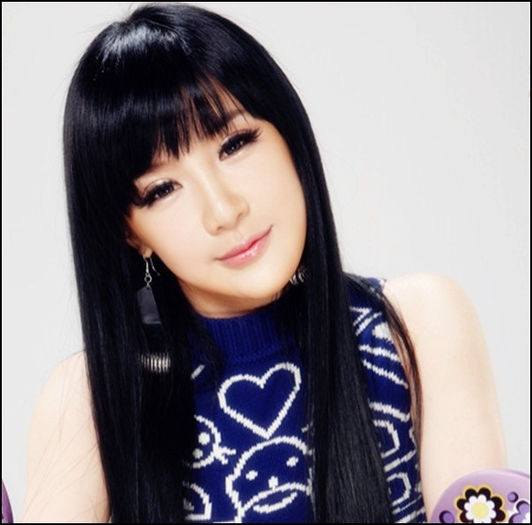 &. Lasa...pastreaza-l tu...eu nu sunt catea :P - l - x - Episodul 17 - x - l