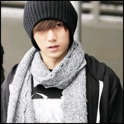 [(:] ..fara ChoRong.. va roaga HS frumos.. :-s. :))