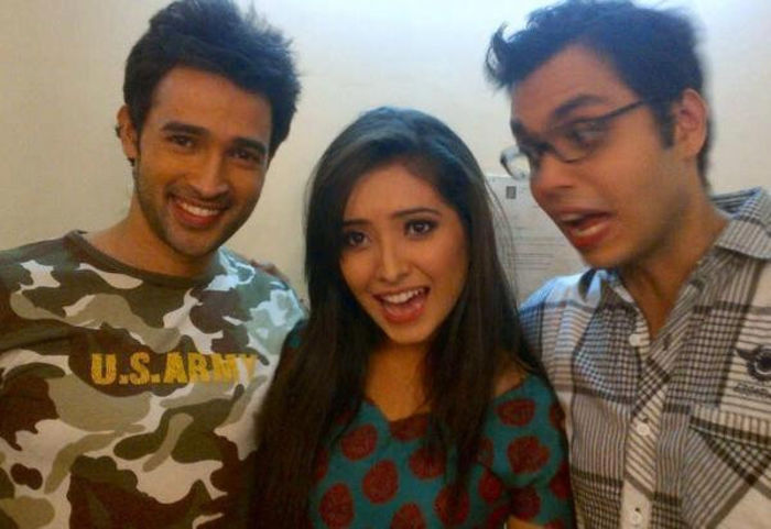 486276_110067079158417_721439244_n - 2-Asha Negi si Shakti Arora