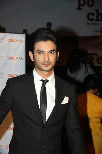 601998_524234060932091_84452195_n