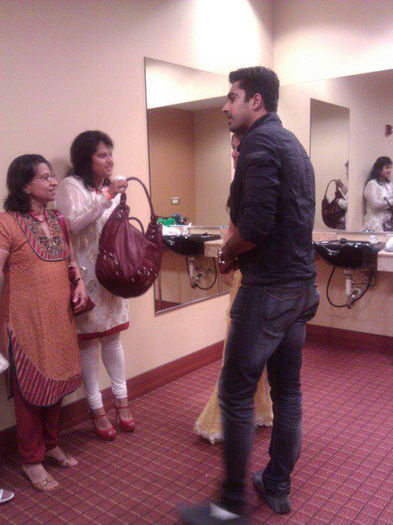 297142_160332037375564_6672720_n