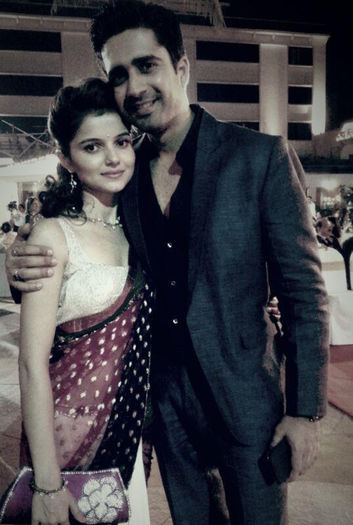60876_447464798634153_1291188845_n - 17-Avinash si Ruby poze noii