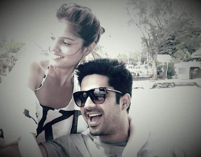 643986_442493815797918_1619301832_n - 17-Avinash si Ruby poze noii