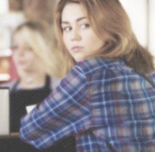 Icons Miluzzu ;x =]]]]]]] (8) - 0x - Icons with Miley