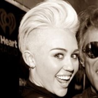 Icons Miluzzu ;x =]]]]]]] (19)