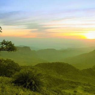 400135_404643799610289_1956180375_n