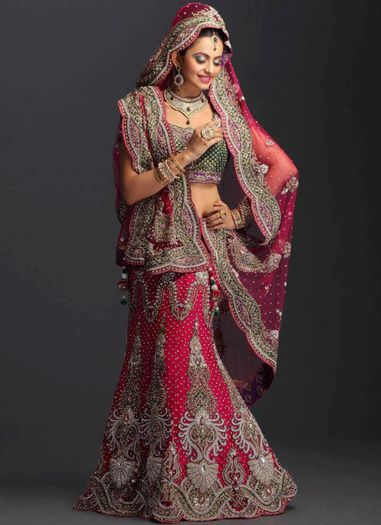 374523_482445661816473_1702775678_n - Bridal