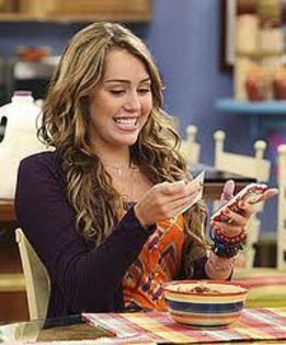 images (4) - Miley Cyrus