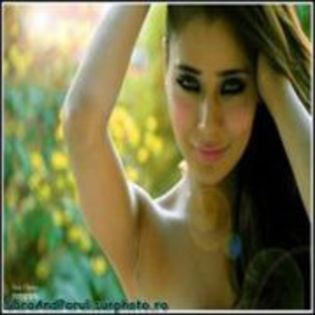 85884522_KZEOICA - Sara Khan POZE NOI 2013