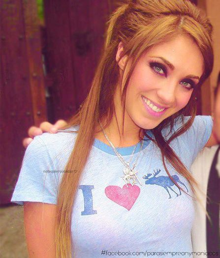 253493_265990216853782_1903071039_n - Dulce Maria