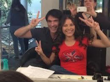 387497_425107914240089_1946196249_n