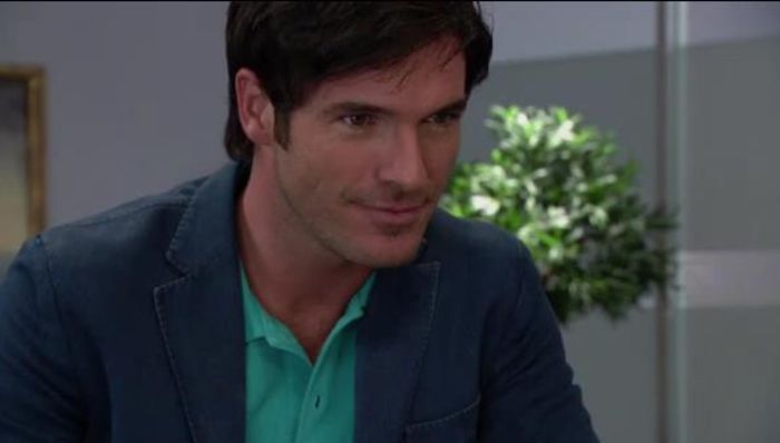 316878_242819805840343_488901433_n - Marco   De   Paula