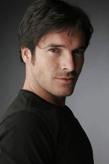 376926_226481620807495_1727742547_n - Marco   De   Paula
