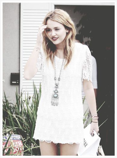 tumblr_mj5mqbSc511rf3pv8o1_500_large