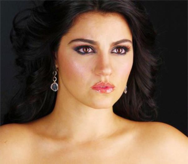 302713_377730748971980_1917921040_n - Maite Perroni