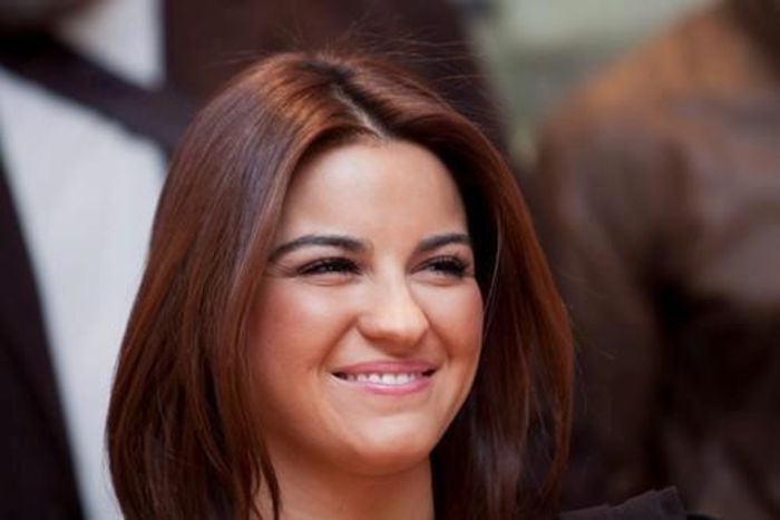 598431_378353745576347_358032812_n