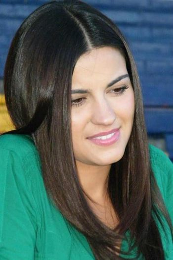 68745_360311987380523_1690577350_n