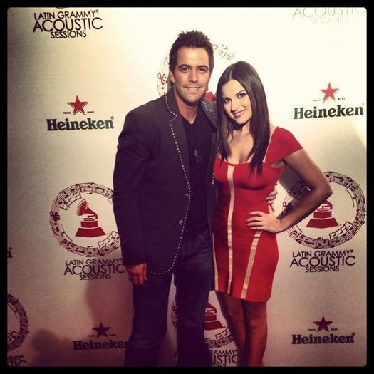 538901_357051067706615_1354516342_n