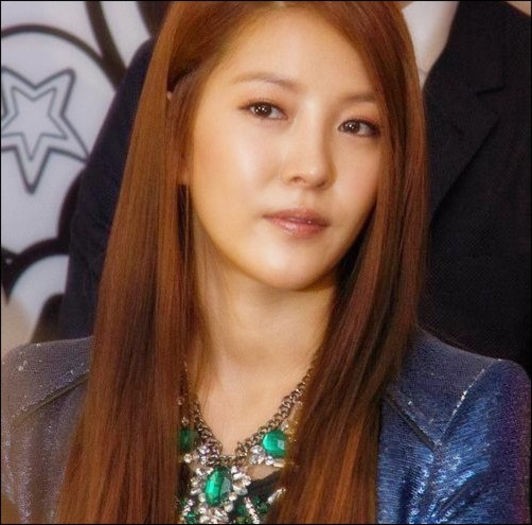 ` Mmm...destul de bine.. :-? Dar tu ce ai patit?