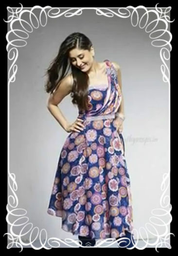  - Actress Kareena Kapoor Hot Exclusive Photoshoot Stills
