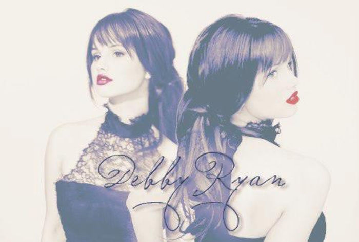 535474_296831313778859_1934050911_n - poze cu debby ryan