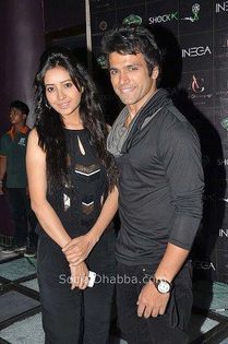 4 - Rithvik and Asha at Manali Jagtap