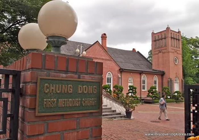 chungdong-prima biserica metodista - Craciunul in Coreea de Sud