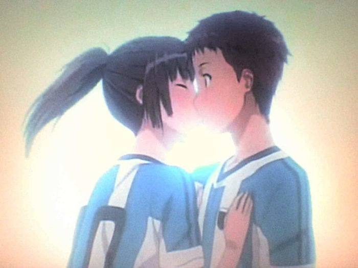 25 - anime kiss