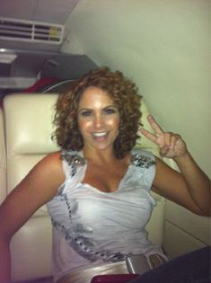 229286_184304251622567_3835905_n - Lucero