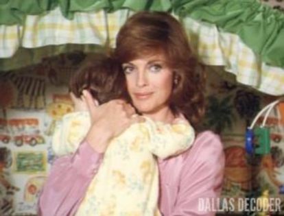 525815_277367115695687_1196537403_n - Linda Gray