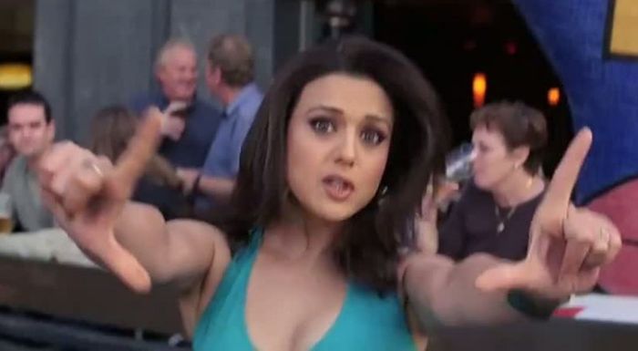 VLCsnap-00122 - Preity Zinta 06