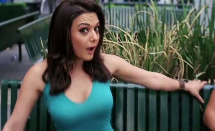 VLCsnap-00129 - Preity Zinta 06