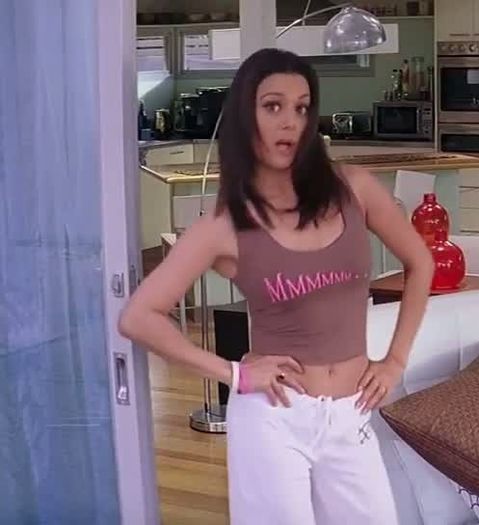 VLCsnap-00160 - Preity Zinta 06