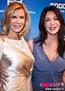 229186_213165505373524_7967130_n