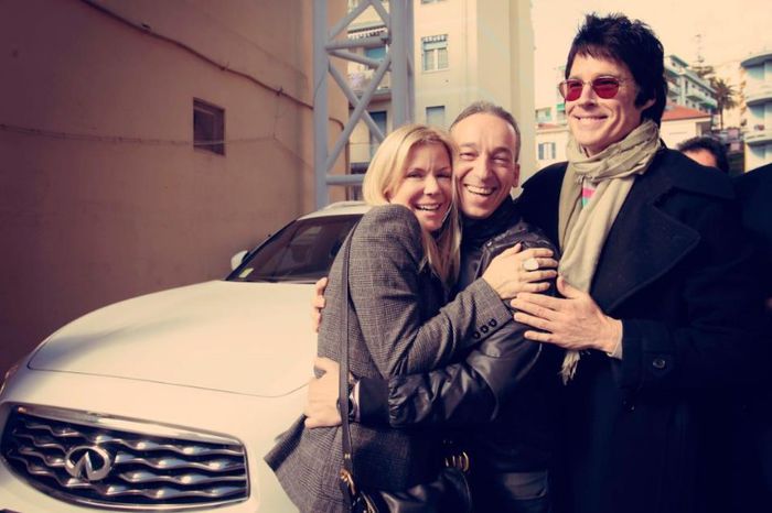 69645_415800858505623_1242459605_n