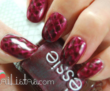 essie_repstyle_sssssexy_swatch_thumb